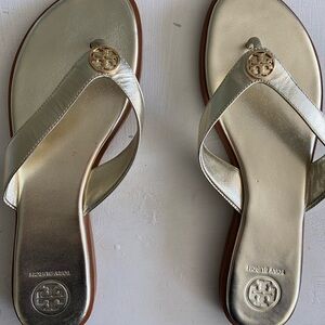 Gold Tory Burch Benton Leather Flip Sandals
